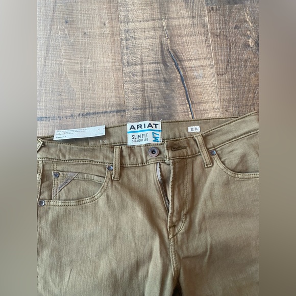 Ariat slim fit straight leg slim fit - Picture 2 of 3